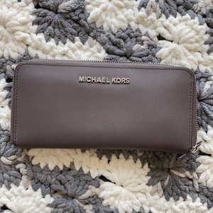Michael Kors wallet
